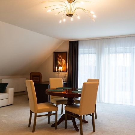 Hotel Court Wellness&Spa Kedzierzyn-Kozle Ngoại thất bức ảnh