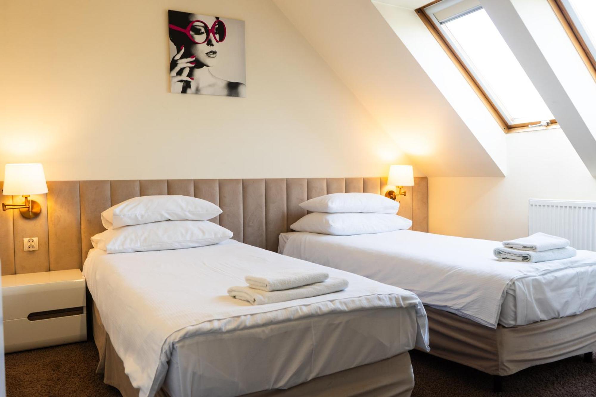 Hotel Court Wellness&Spa Kedzierzyn-Kozle Ngoại thất bức ảnh