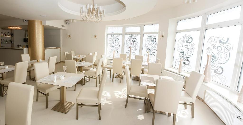 Hotel Court Wellness&Spa Kedzierzyn-Kozle Ngoại thất bức ảnh